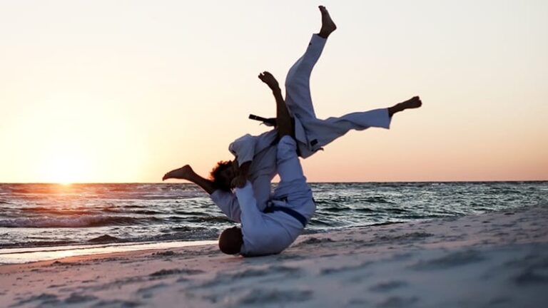 Surf & Jiu-Jitsu Camp Algarve Portugal